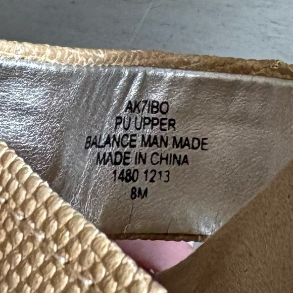 Anne Klein AK Women Tan Wedge Sandal Slide Thong 8 Neutral Gold Circle Summer - Picture 9 of 13